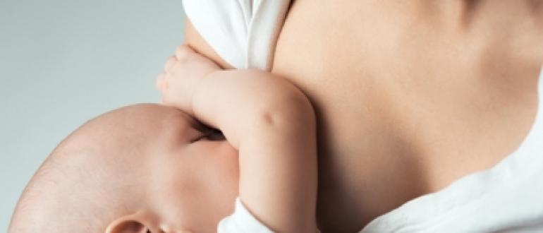 Во сколько прекращать кормить малыша грудным молоком
