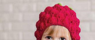 Neulottu hattu tytöille “Rose Hat tytöille, neulottu kantarelleja